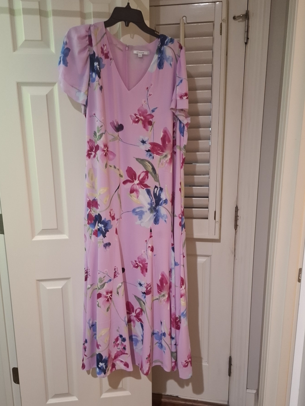 Chico's Lavender Floral V-Neck Maxi Dress with Multicolor Blooms